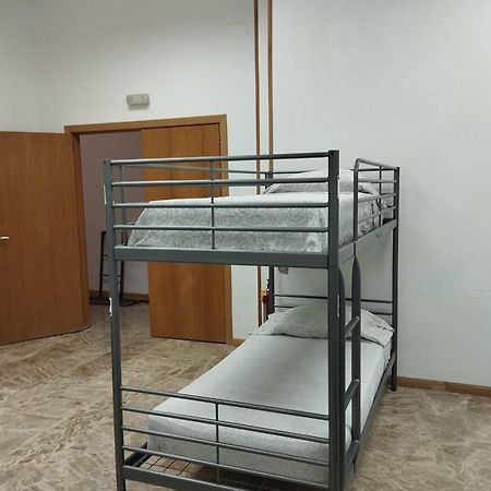 Hostel M Torres Мадрид Екстериор снимка