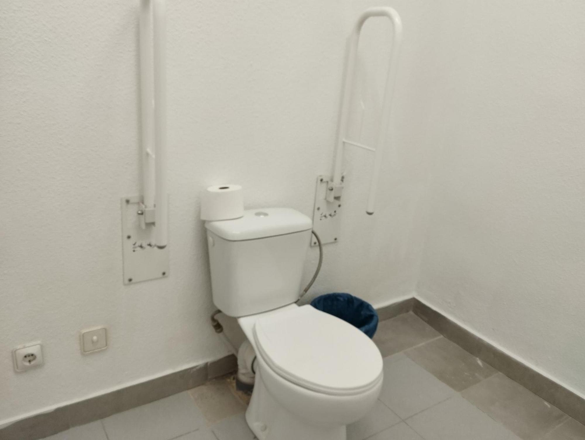 Hostel M Torres Мадрид Екстериор снимка