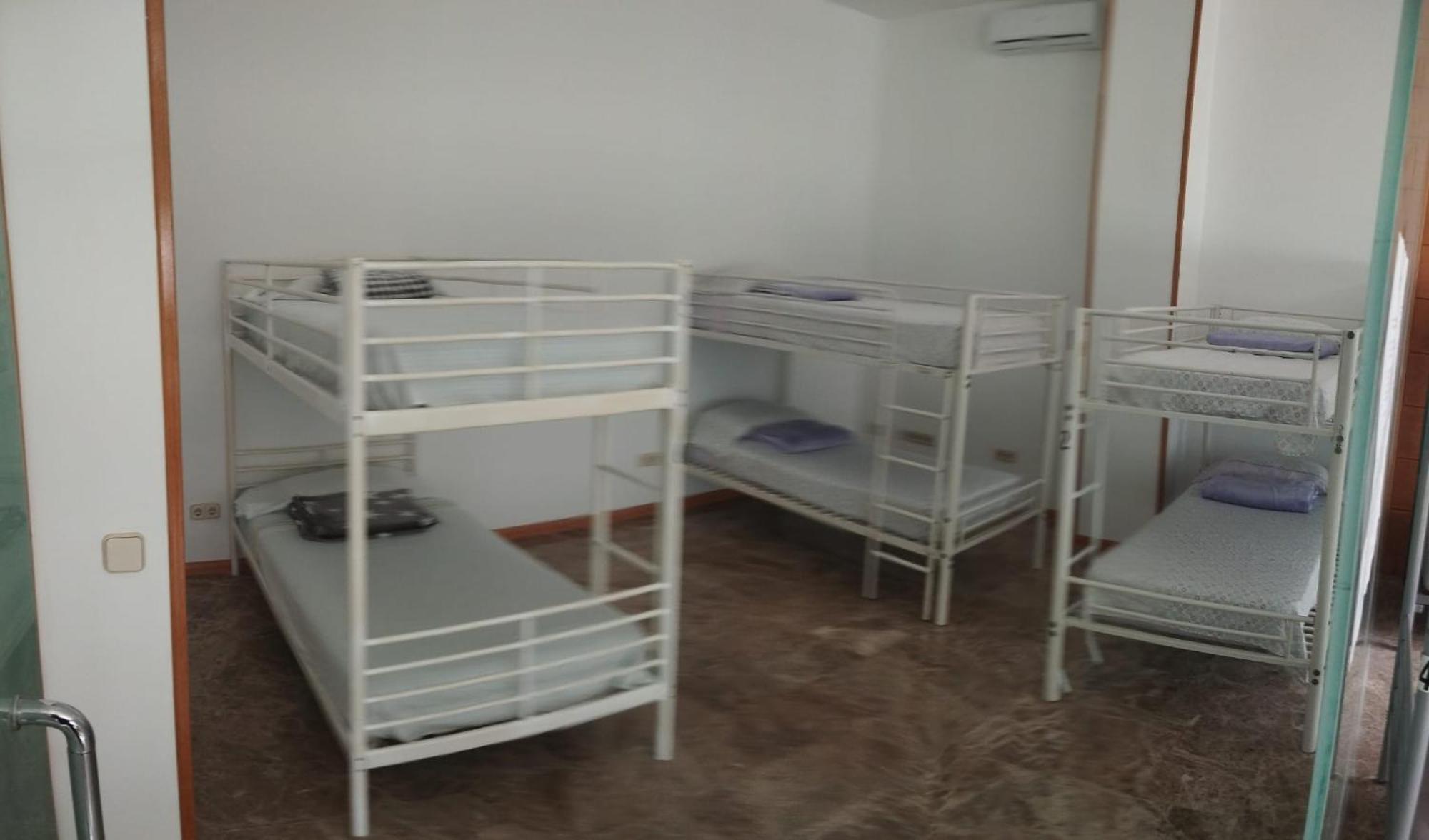 Hostel M Torres Мадрид Екстериор снимка