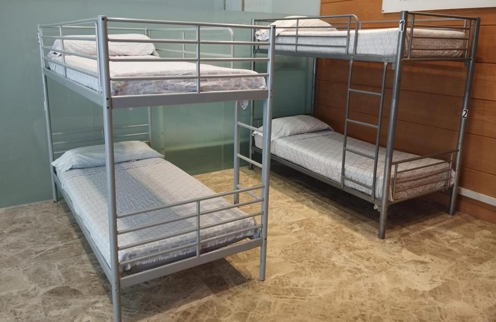 Hostel M Torres Мадрид Екстериор снимка